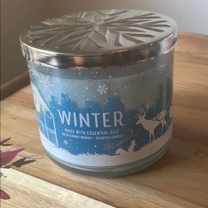 Bath and Bodyworks winter candle